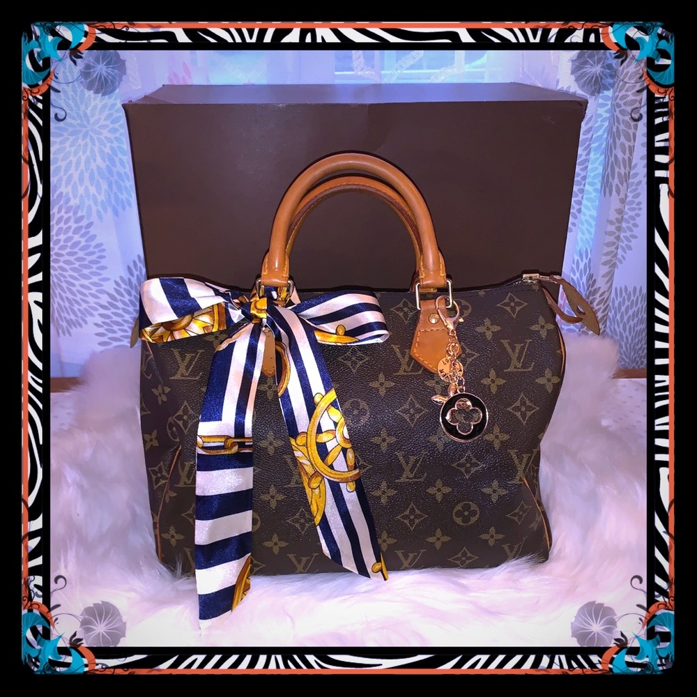 LOUIS VUITTON SPEEDY 30